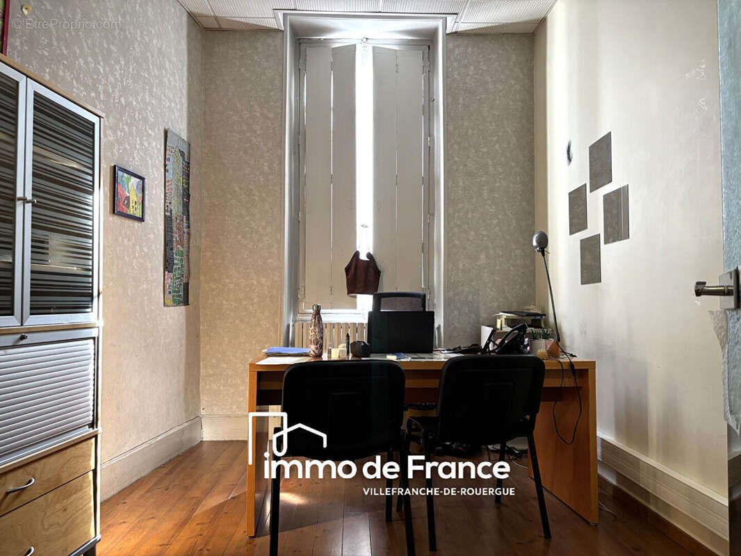 Local commercial de 182 m² avec changement de destination possible - photo 7