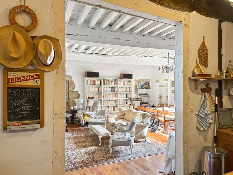 Maison à BASSOUES