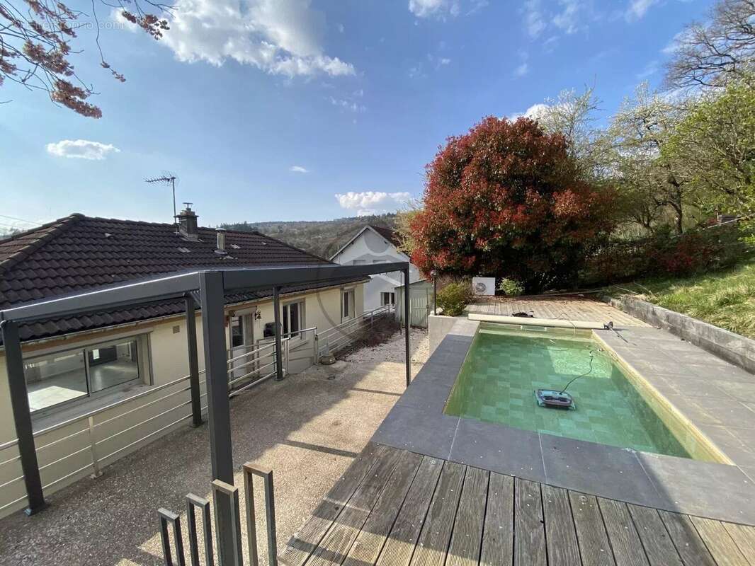 Maison à BAUME-LES-DAMES