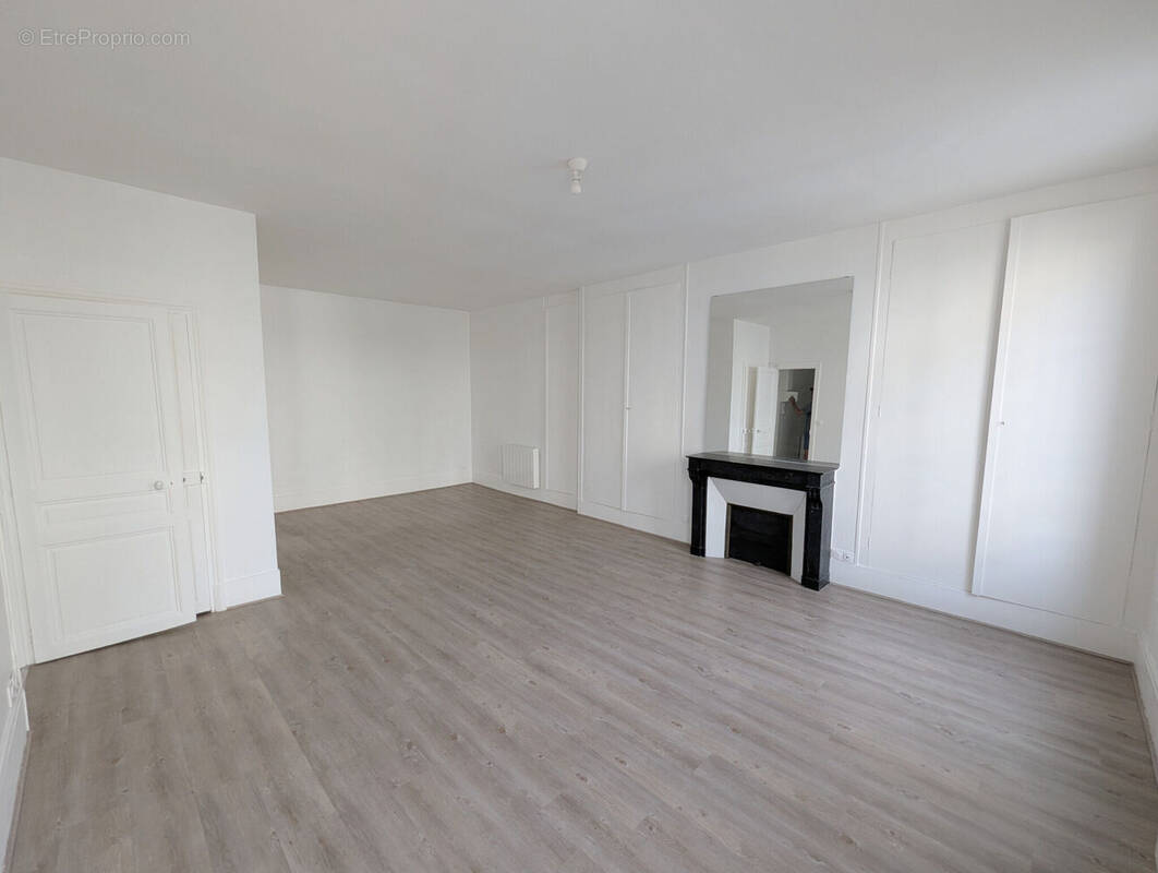 Photo 1 - Appartement à FONTAINEBLEAU