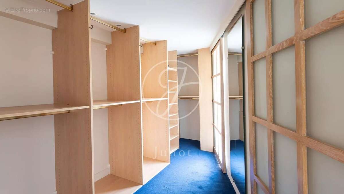 Appartement à PARIS-19E