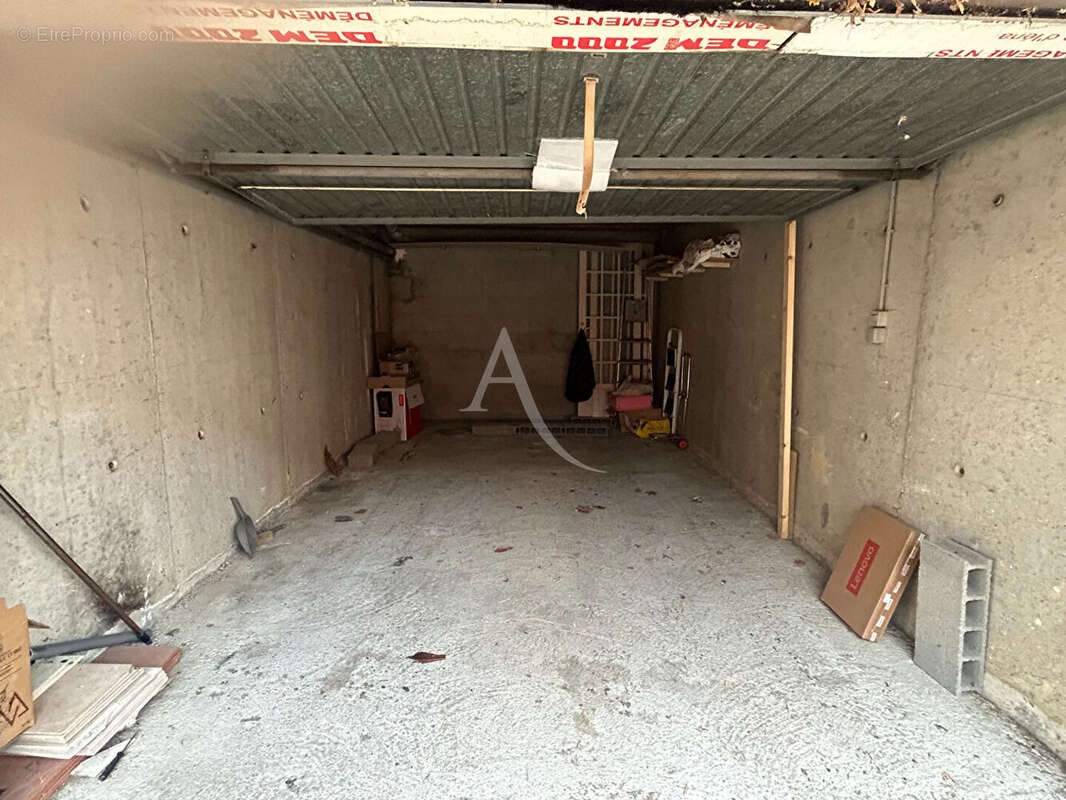 Parking à CARCASSONNE