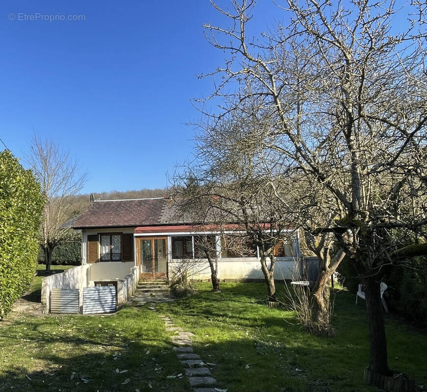 Photo 1 - Maison à JOUY-SUR-MORIN