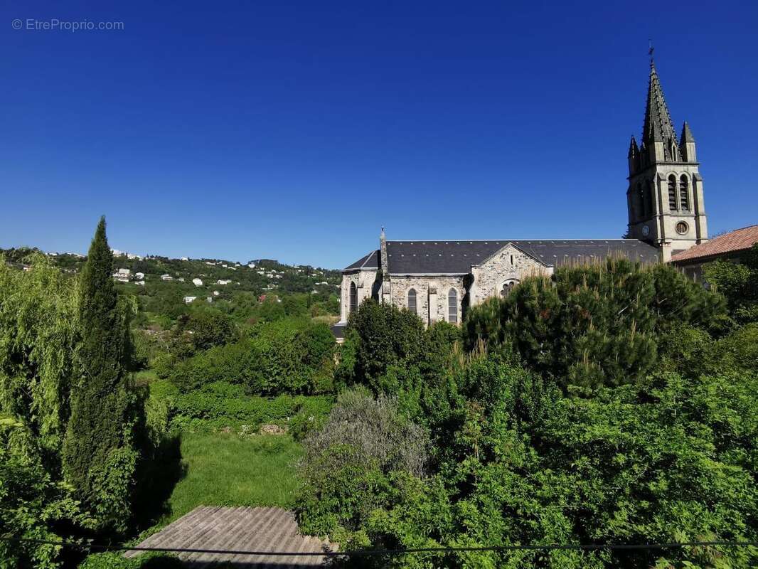  - Appartement à AUBENAS