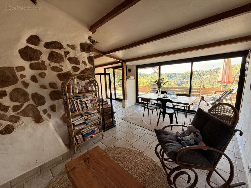 Maison à SAINT-JEANNET