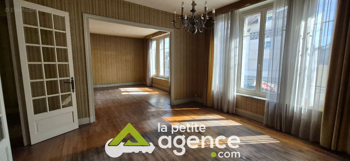 Appartement à MONTLUCON