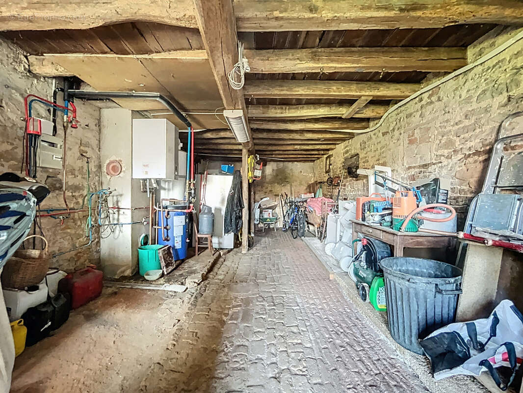 Maison à GRANCEY-LE-CHATEAU-NEUVELLE