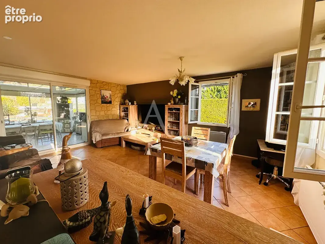 Maison récente avec piscine - Exclusivité à 5 min de Gémozac - photo 5