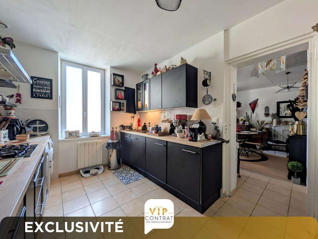 Maison à MORTAGNE-SUR-GIRONDE