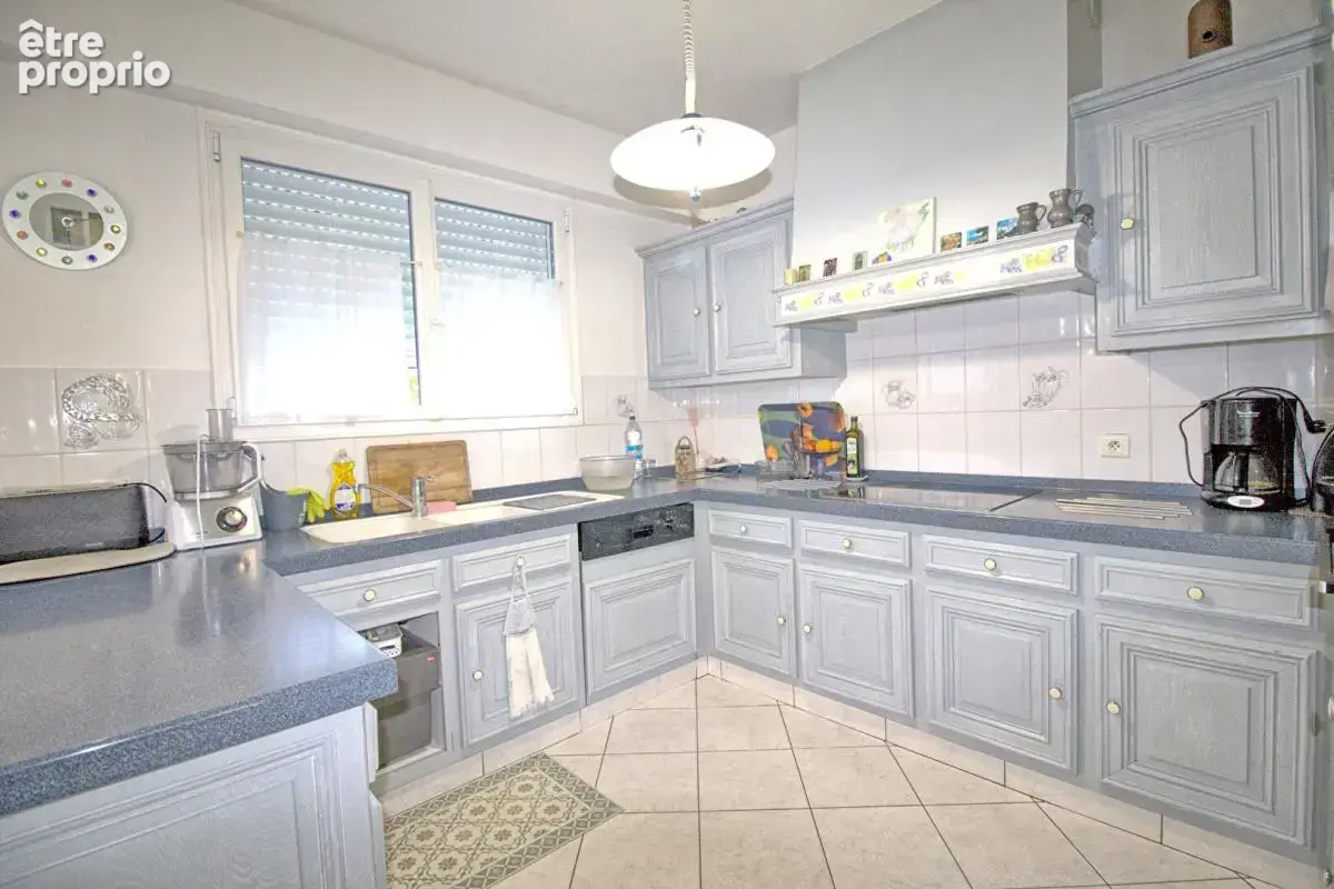 Maison au Parc de la Haye à Avrillé, 8 pièce(s) sur 190 m2 habitables - photo 7