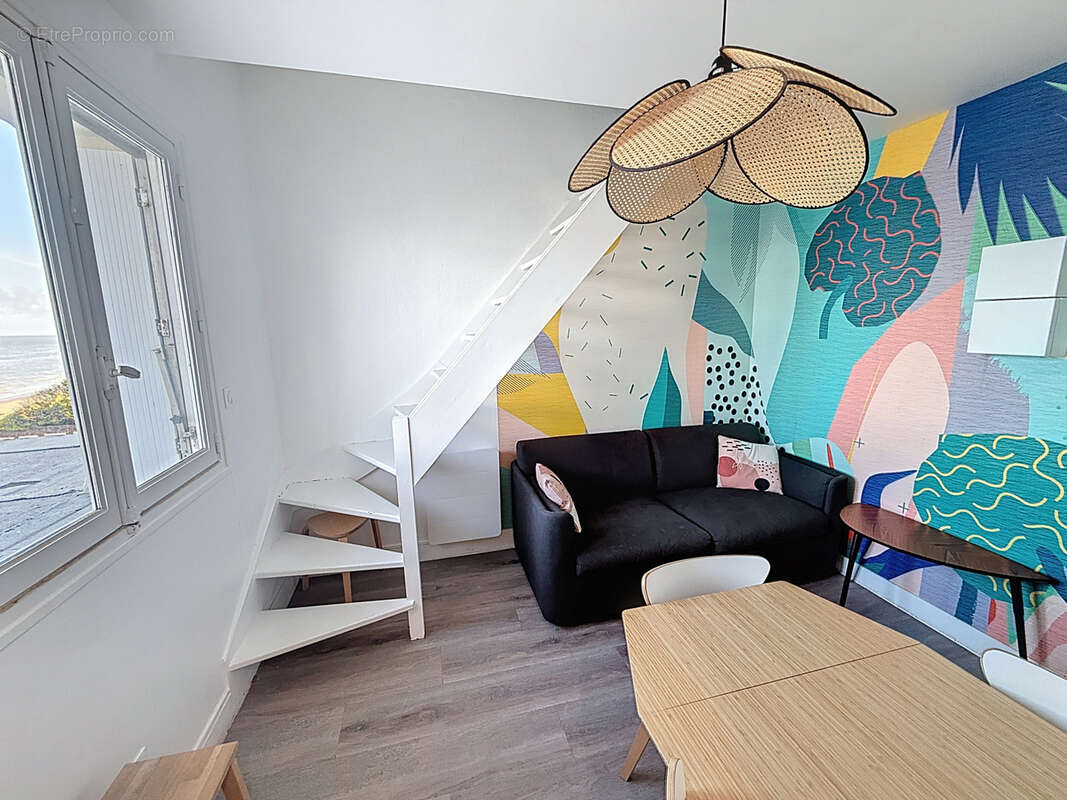 Appartement à CAROLLES