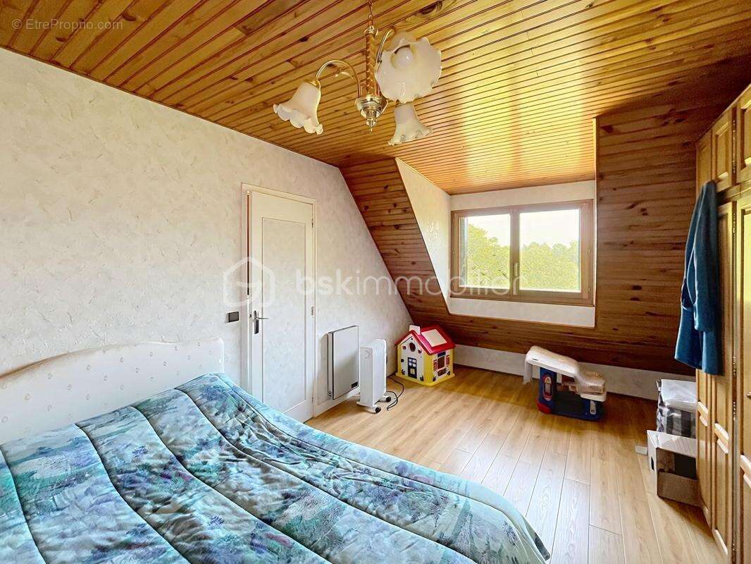 Charme et allure authentique à Saint-Hilaire-les-Andrésis - photo 21