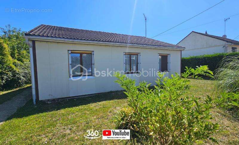 Maison à SAINT-DENIS-LES-PONTS