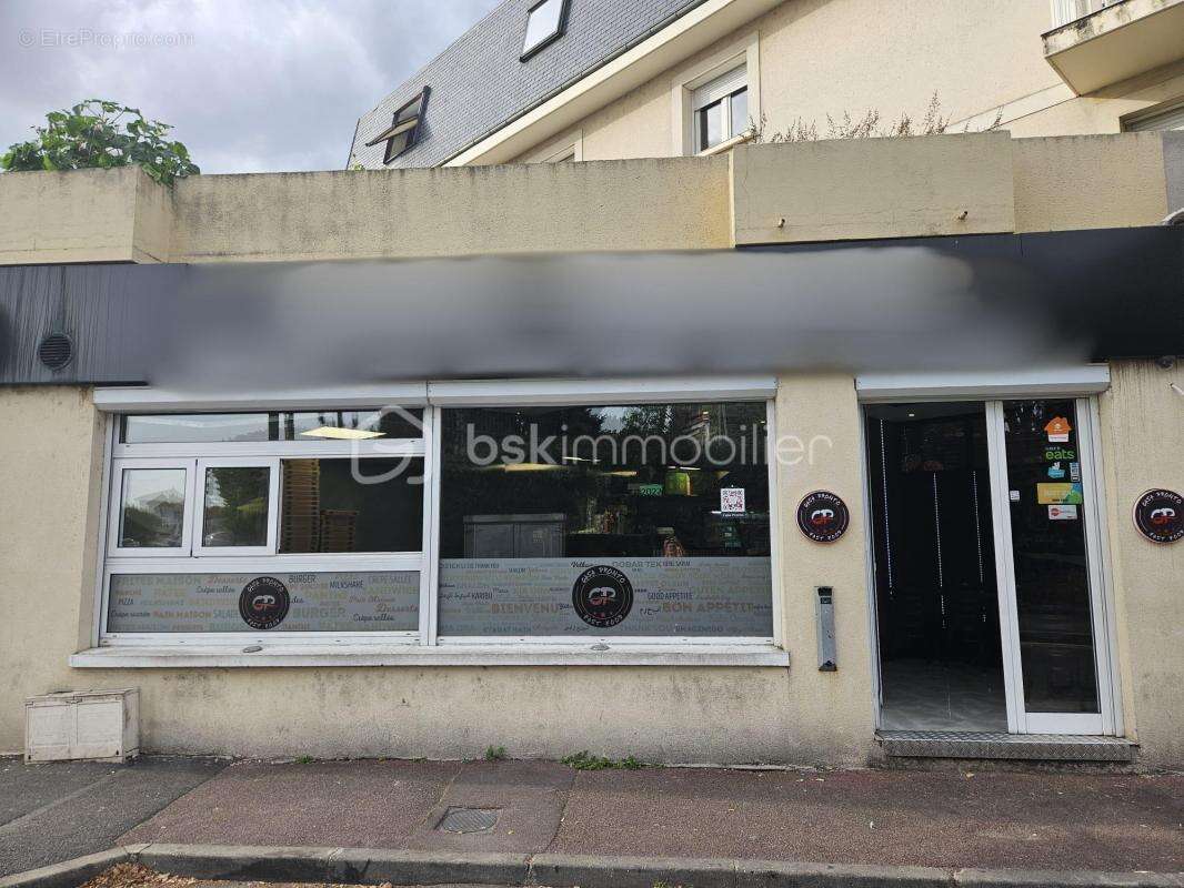 Commerce à VIGNEUX-SUR-SEINE