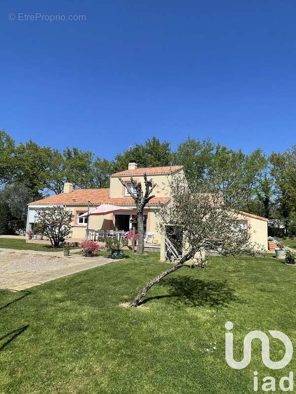 Photo 2 - Maison à LA ROCHE-SUR-YON