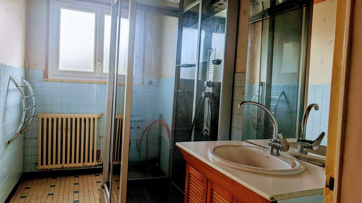 Maison à SAINT-MARTIN-DU-FOUILLOUX