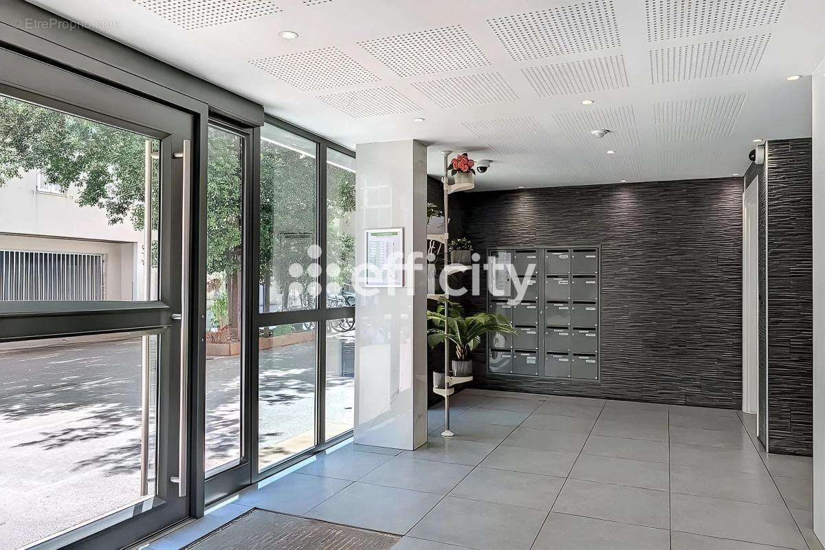 Appartement - photo 11