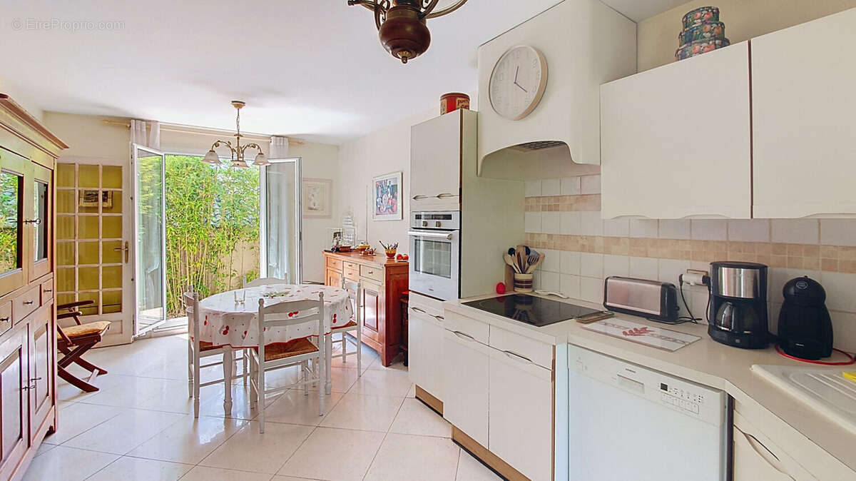 Maison à MARSEILLE-11E