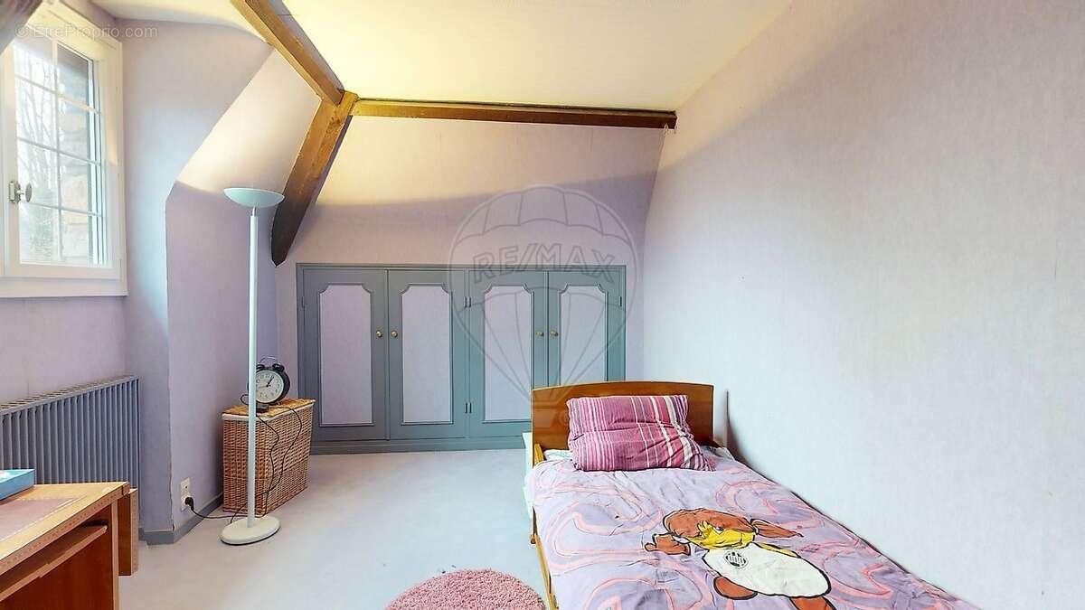 Maison à SAINT-PRYVE-SAINT-MESMIN