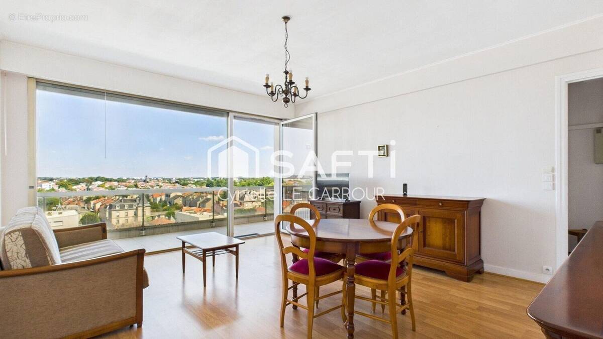 Photo 1 - Appartement à LA ROCHELLE