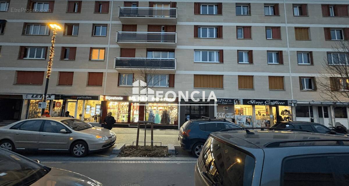 Appartement à VILLENEUVE-SAINT-GEORGES