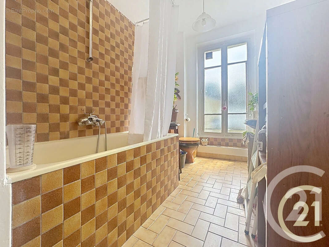 Appartement à PARIS-12E