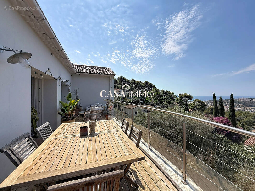 Appartement à CARQUEIRANNE