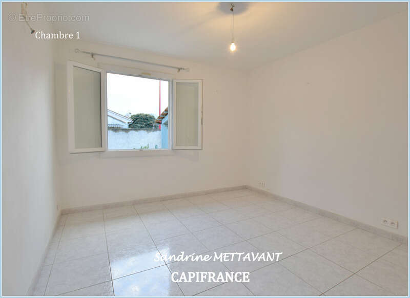 Maison à SAINT-THIBERY