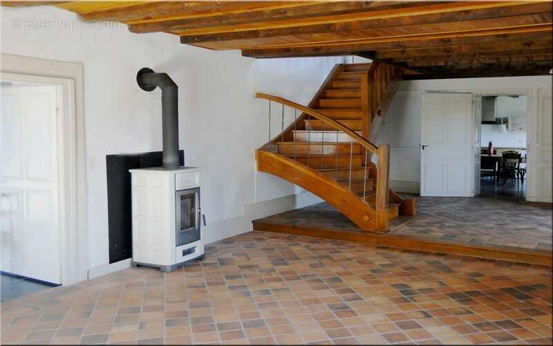 Maison à THOIRY