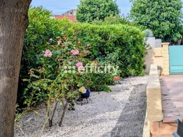 Maison 149 m² à Servian  - photo 1