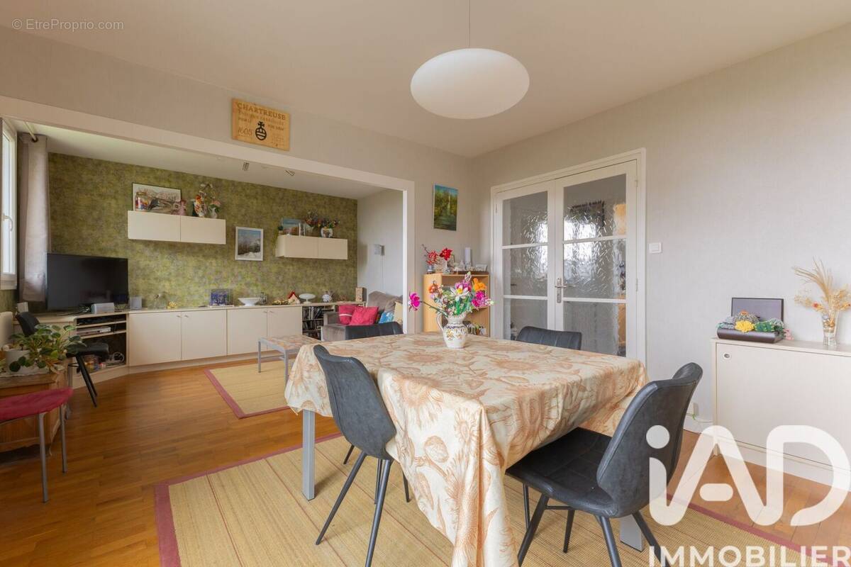 Photo 1 - Appartement à LA RAVOIRE