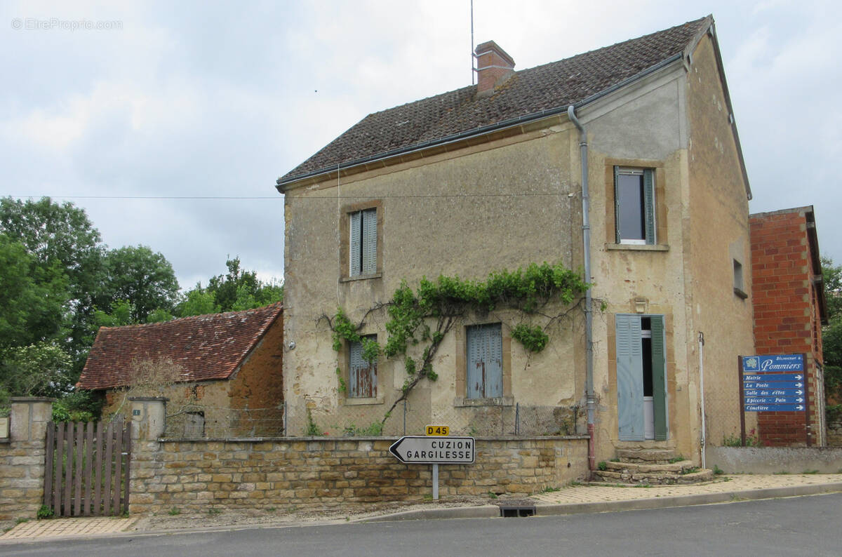 Maison à POMMIERS