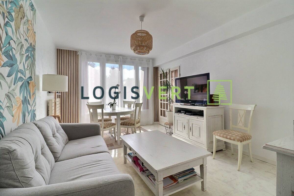 Appartement à BIEVRES