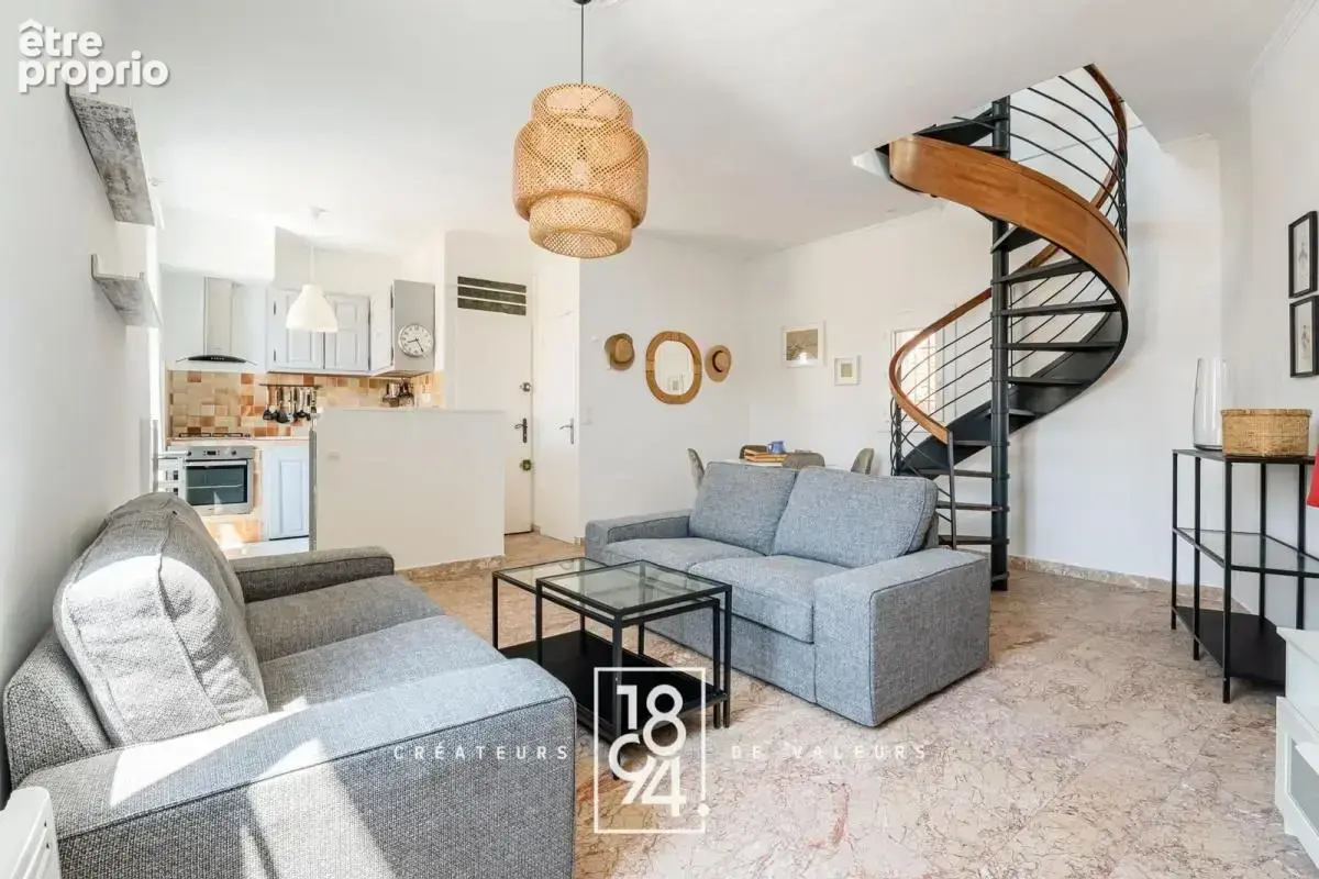 Duplex cassis 13260- au cœur du village- à 1 minute du port - photo 3