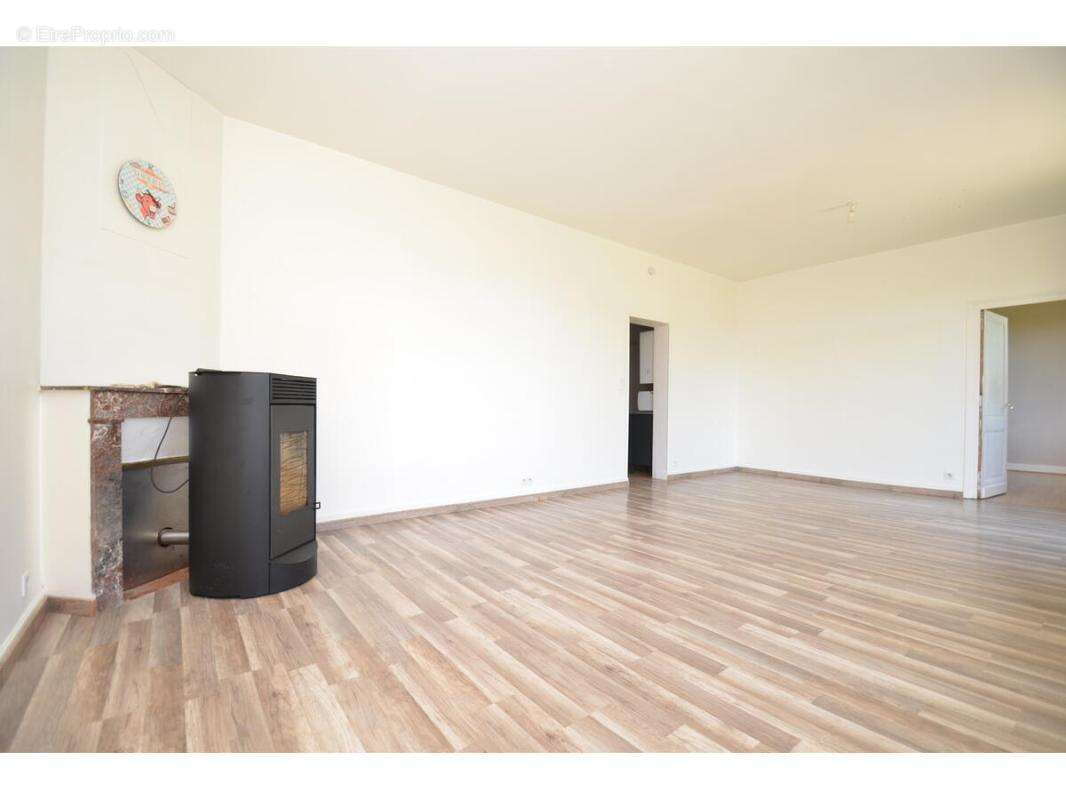 Maison à MONTPON-MENESTEROL