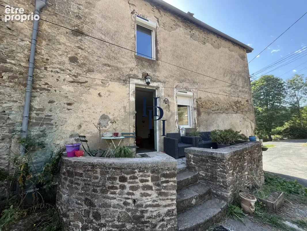 Maison à CAMARES