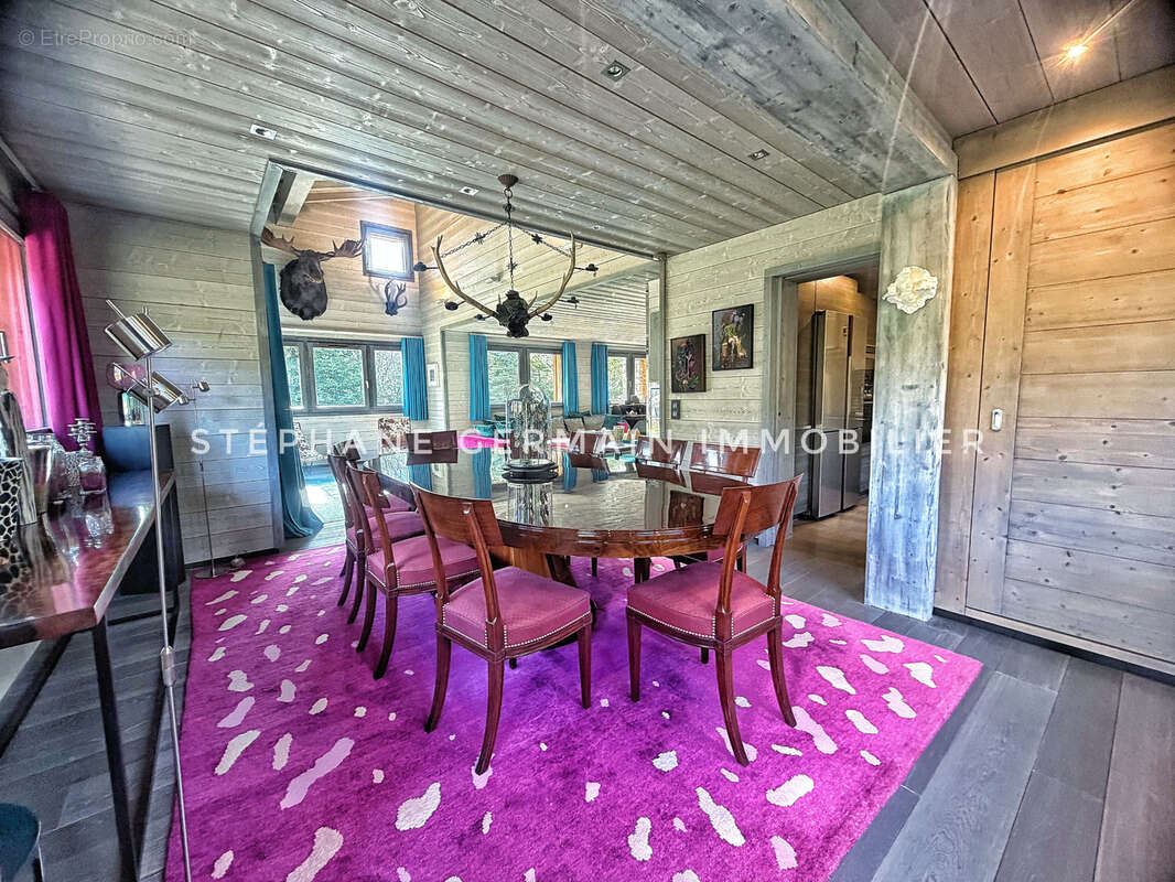 Maison à DEMI-QUARTIER