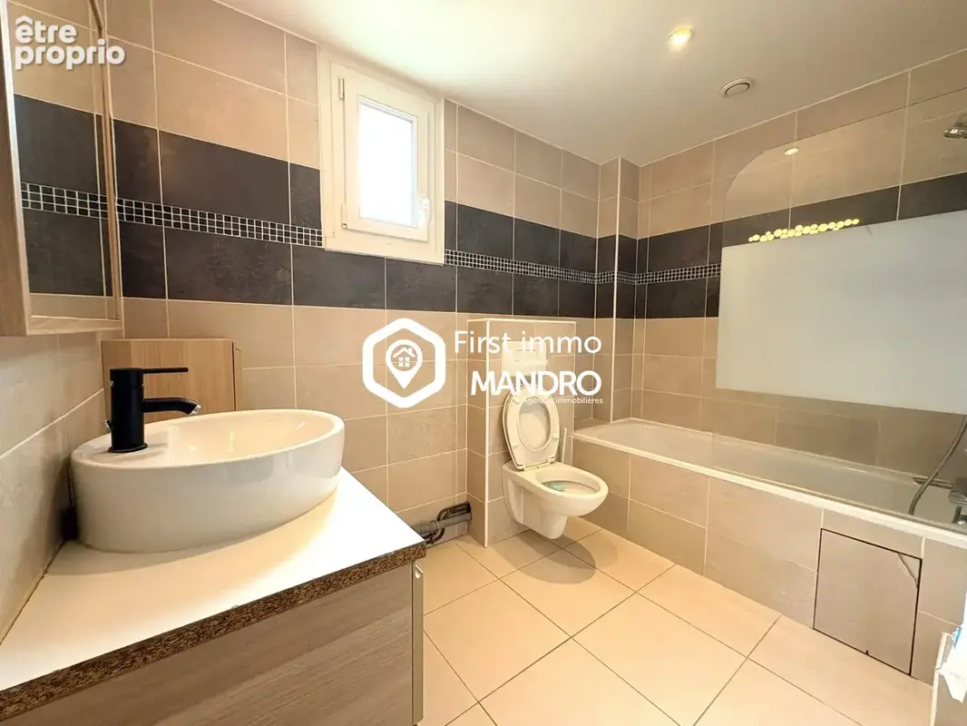 Appartement 3 pièces 84 m² à vendre à Saint-Thibault-Des-Vignes (77400) - photo 9