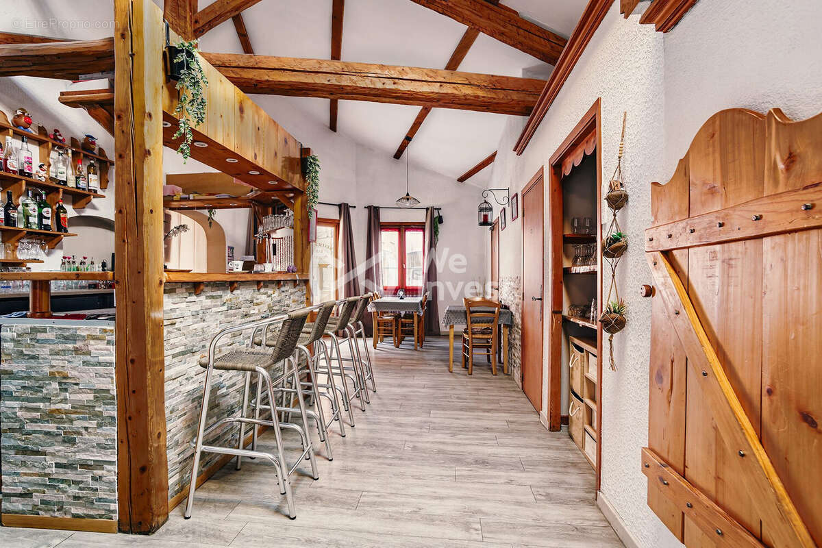 195 m² à Saint-Laurent-En-Royans  - photo 4