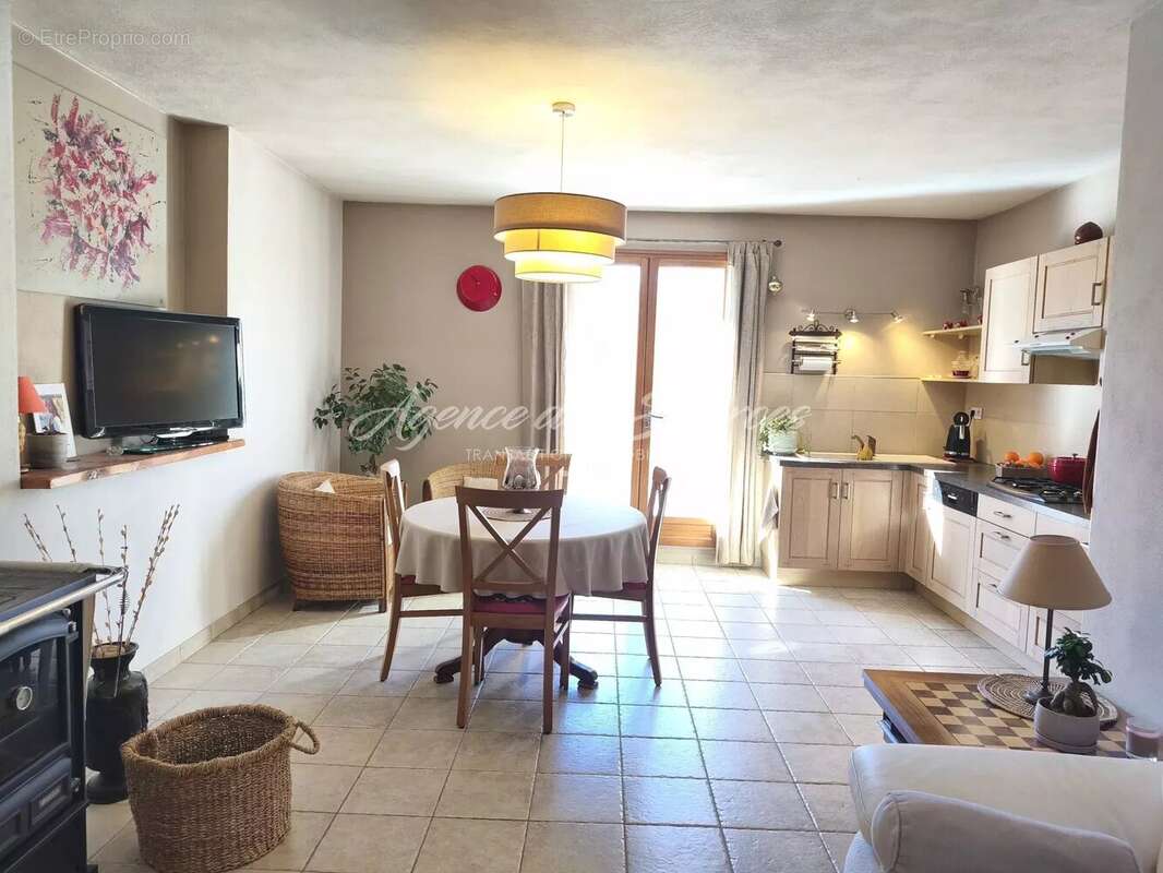 Maison à BRAS