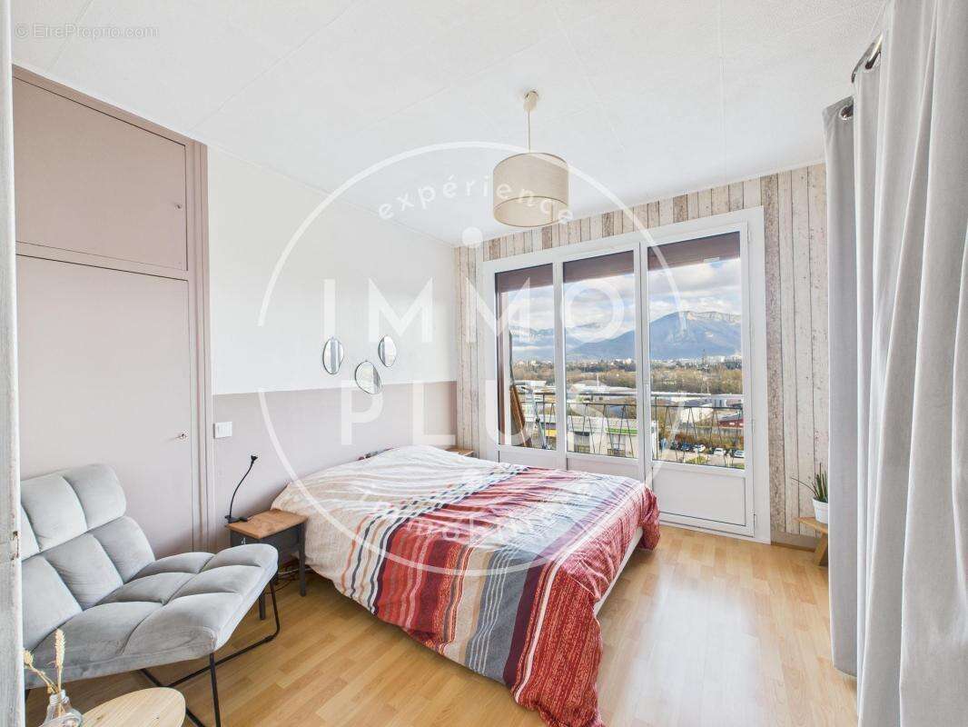 Appartement à MEYTHET