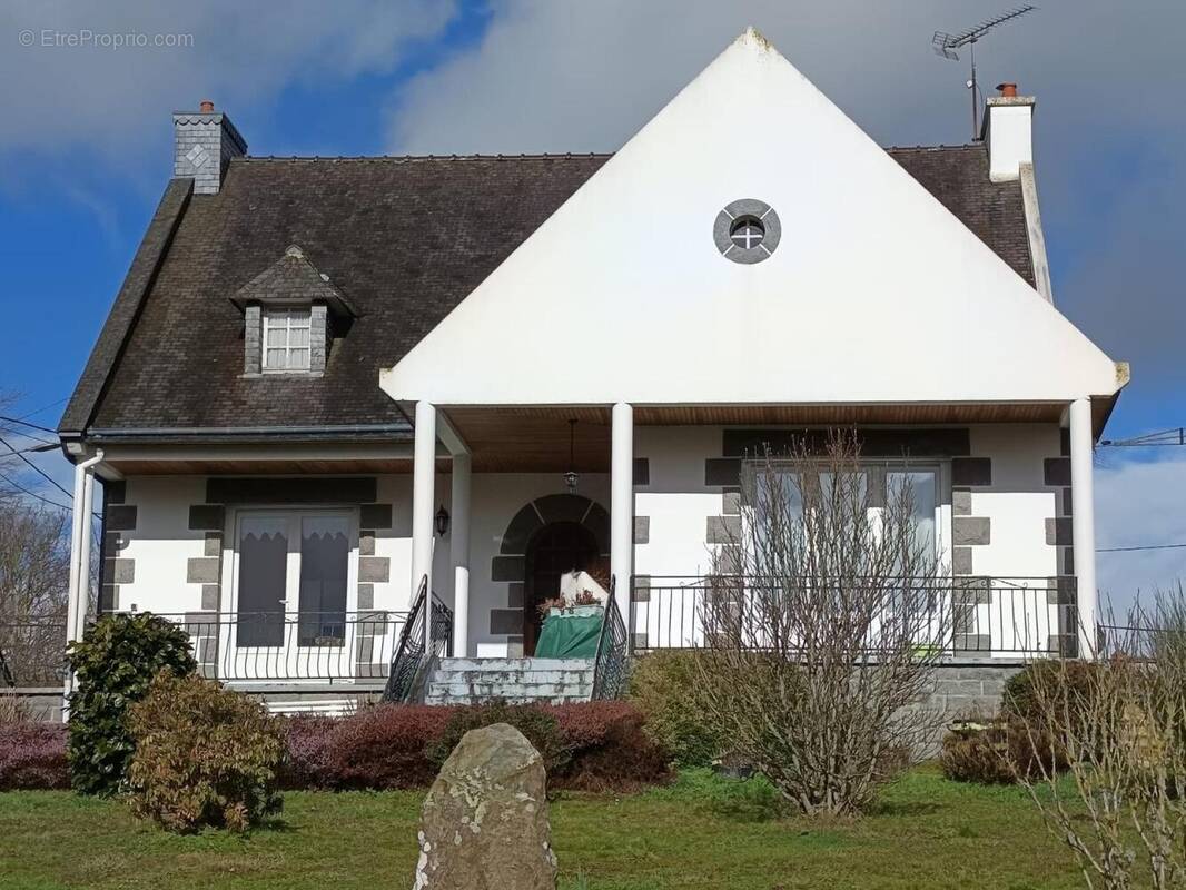 Photo 1 - Maison à BELLE-ISLE-EN-TERRE