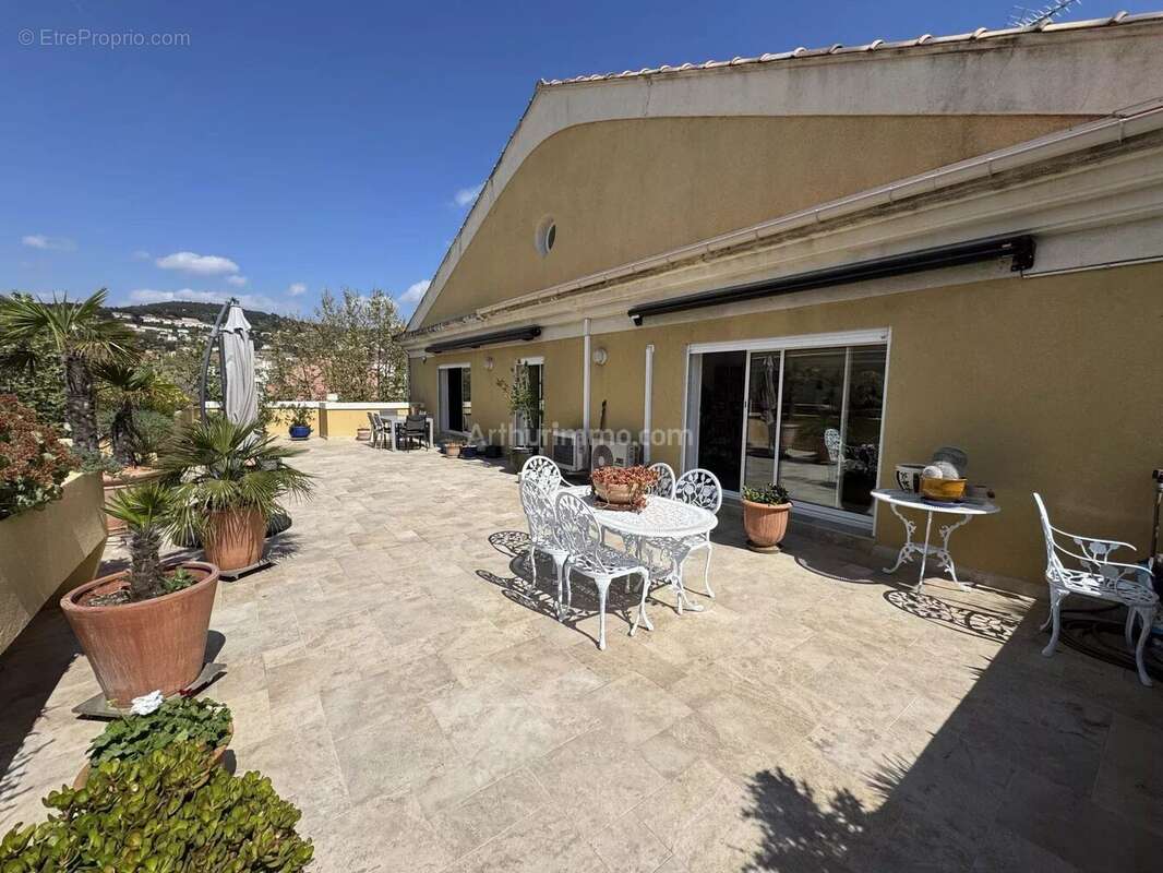 Appartement à DRAGUIGNAN