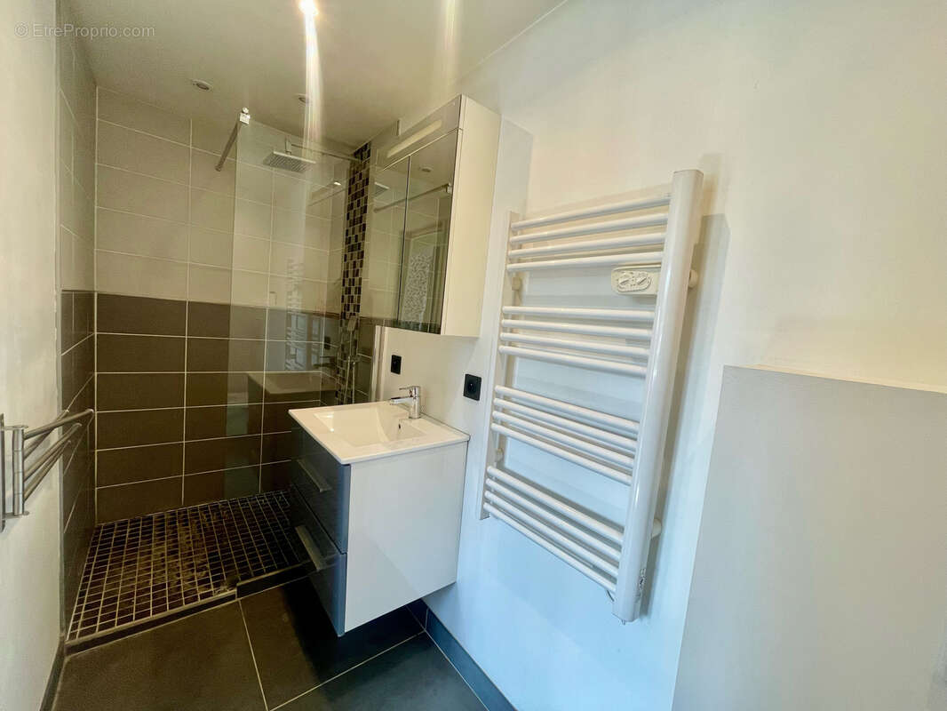 Maison au calme, ideal 1er achat ou investissment locatif ! - photo 5
