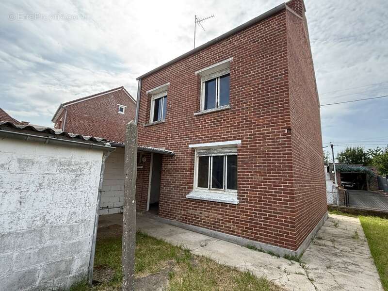 Maison à QUIEVY