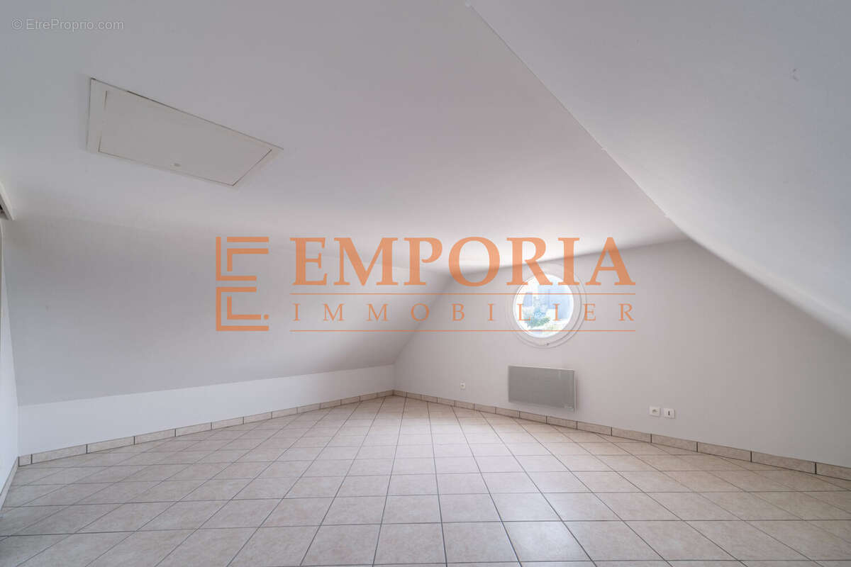 Maison à FROENINGEN