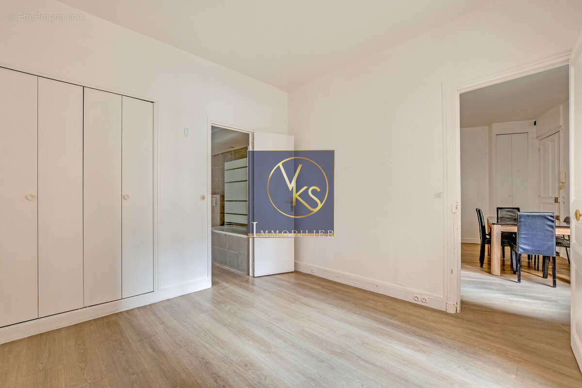 Appartement à PARIS-15E