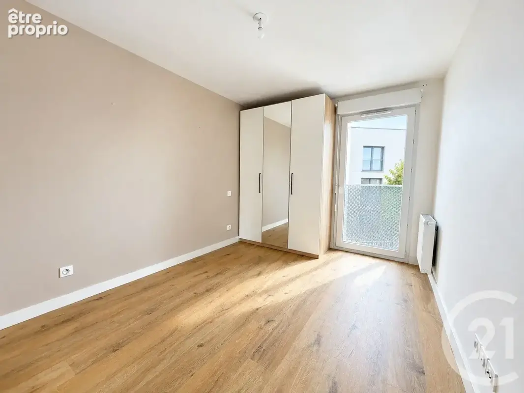 Appartement 3 pièces 65 m² à vendre à Begles (33130) - photo 4