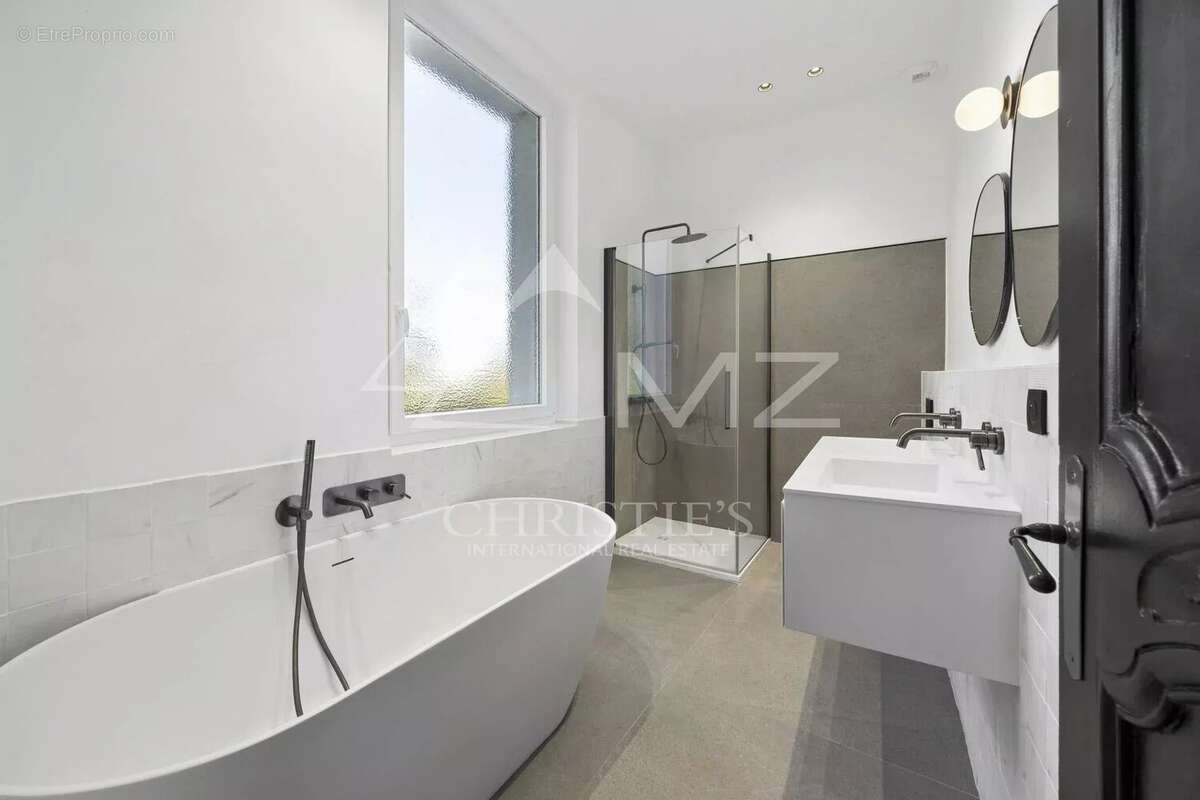 Le Cannet Europe : des volumes exceptionnels pour cet appartement - photo 11