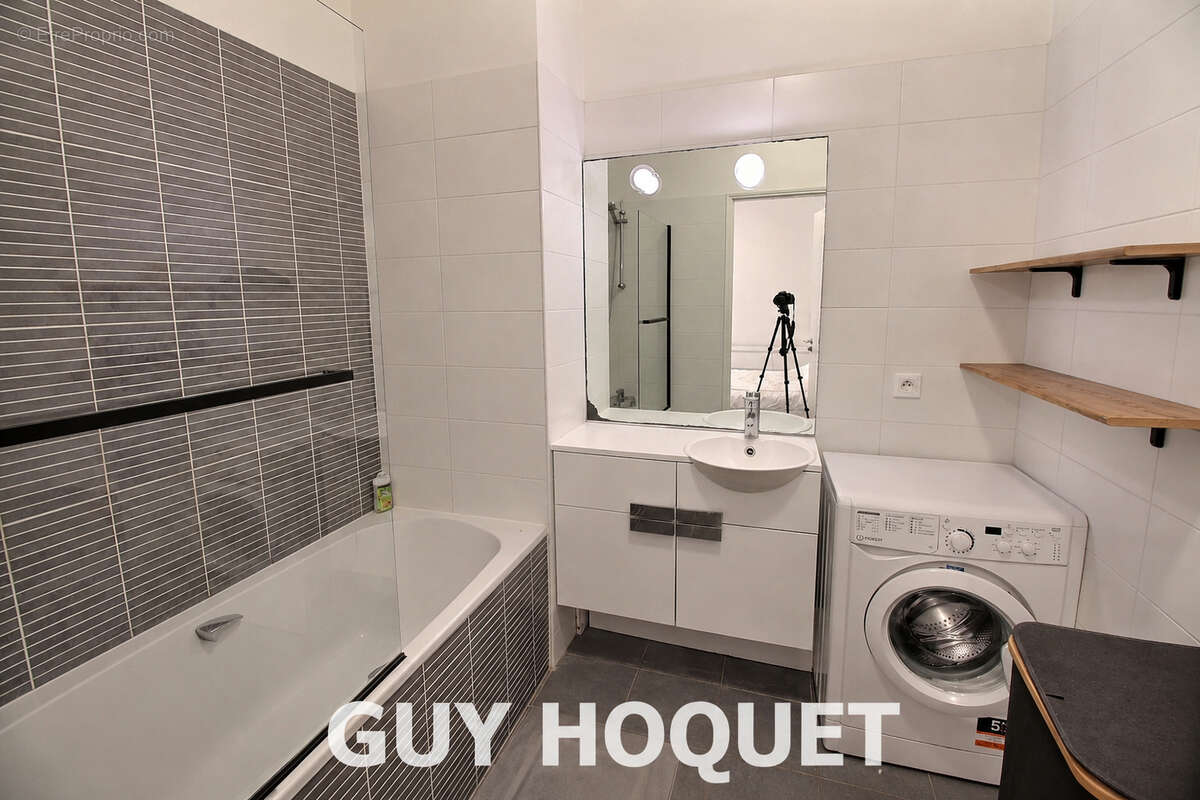 Appartement à SURESNES